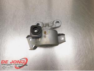 Gebruikte Motorsteun Opel Corsa E 1.4 Turbo 16V Prijs € 24,99 Margeregeling aangeboden door Autodemontagebedrijf de Jong