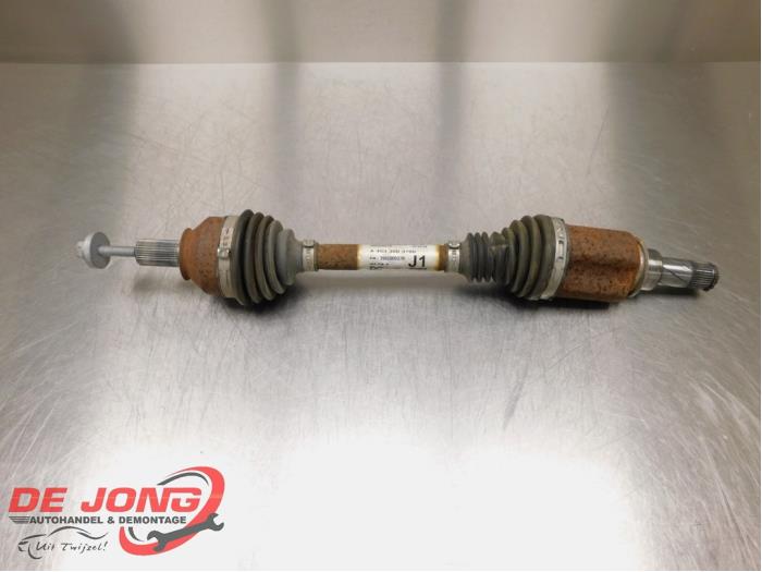 Gebruikte Aandrijfas links-achter Renault Twingo III (AH) 0.9 Energy TCE 90 12V Prijs € 39,99 Margeregeling aangeboden door Autodemontagebedrijf de Jong