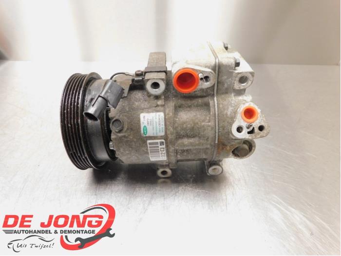 Gebruikte Aircopomp Hyundai Accent 1.5 CRDi VGT 16V Prijs € 48,99 Margeregeling aangeboden door Autodemontagebedrijf de Jong