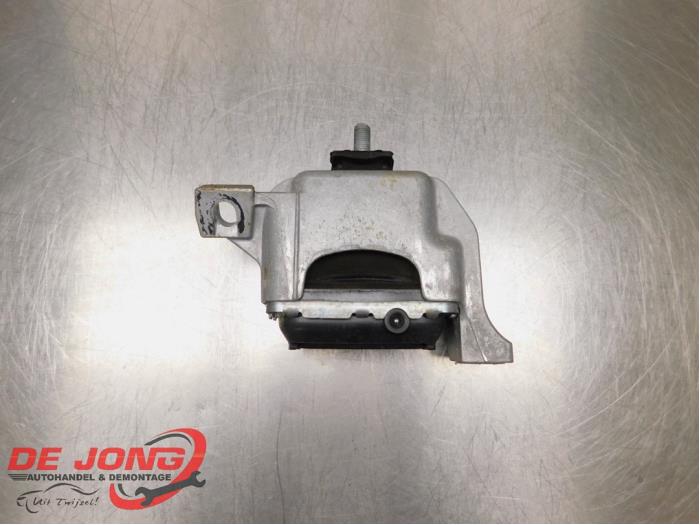 Gebruikte Motorrubber Mini Mini (R56) 1.6 16V One Prijs € 10,95 Margeregeling aangeboden door Autodemontagebedrijf de Jong