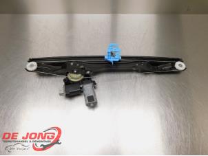 Gebruikte Ruitmechaniek 2Deurs rechts-voor Fiat Doblo (263) 1.6 D Multijet Prijs € 24,08 Inclusief btw aangeboden door Autodemontagebedrijf de Jong