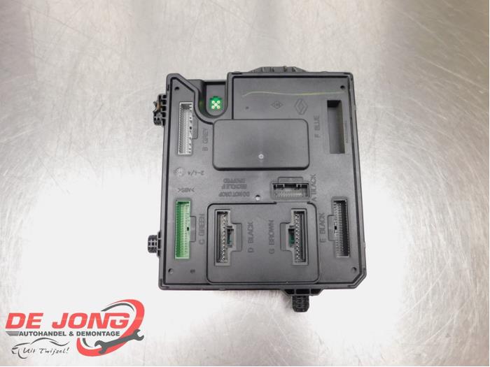 Gebruikte Bodycontrol Module Renault Megane III Grandtour (KZ) 1.5 dCi 110 Prijs € 34,90 Margeregeling aangeboden door Autodemontagebedrijf de Jong