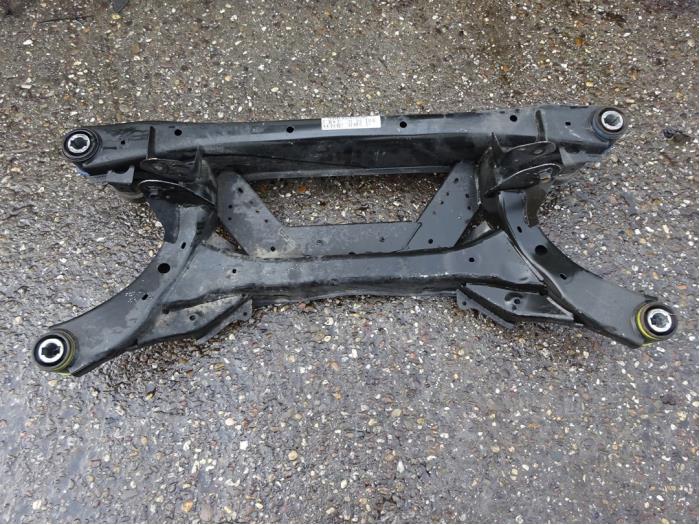Gebruikte Subframe Ford Focus 4 Wagon 1.5 EcoBlue 120 Prijs € 173,99 Margeregeling aangeboden door Autodemontagebedrijf de Jong