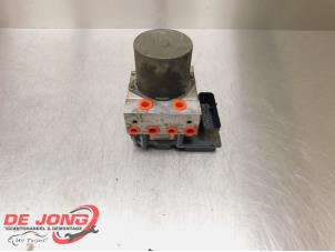 Gebruikte ABS Pomp BMW 5 serie Touring (E61) 525d 24V Prijs € 24,99 Margeregeling aangeboden door Autodemontagebedrijf de Jong