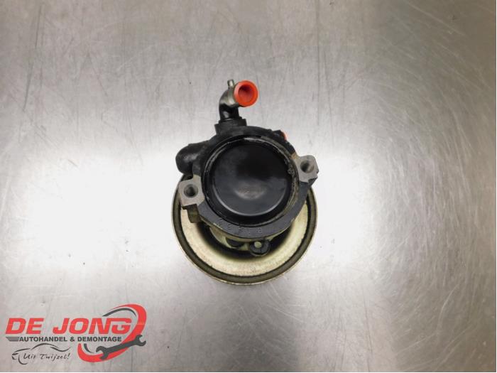 Gebruikte Pomp Servo Fiat Doblo (223A/119) 1.6 16V Prijs € 34,99 Margeregeling aangeboden door Autodemontagebedrijf de Jong
