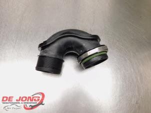 Gebruikte Intercooler Buis Opel Insignia 2.0 CDTI 16V 160 Ecotec Prijs € 28,99 Margeregeling aangeboden door Autodemontagebedrijf de Jong