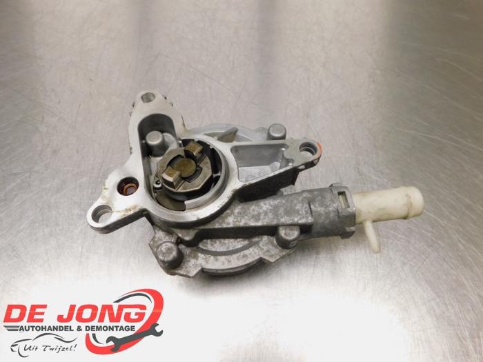 Gebruikte Vacuumpomp (Diesel) Opel Movano 2.3 CDTi Biturbo 16V FWD Prijs € 48,99 Margeregeling aangeboden door Autodemontagebedrijf de Jong