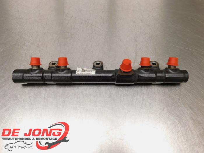 Gebruikte Verstuiver brug Opel Movano 2.3 CDTi Biturbo 16V FWD Prijs € 48,99 Margeregeling aangeboden door Autodemontagebedrijf de Jong