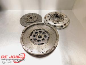 Gebruikte Dubbele massa vliegwiel Ford Transit Custom 2.2 TDCi 16V FWD Prijs € 120,94 Inclusief btw aangeboden door Autodemontagebedrijf de Jong