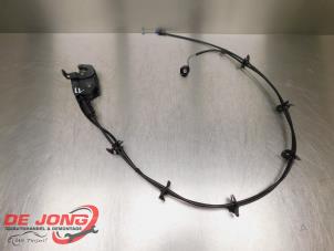 Gebruikte Deurvanger 4Deurs links-voor Ford B-Max (JK8) 1.6 Ti-VCT 16V Prijs € 24,00 Margeregeling aangeboden door Autodemontagebedrijf de Jong