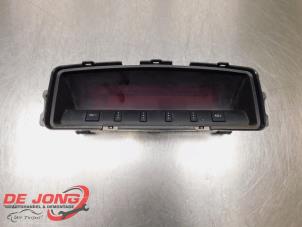 Gebruikte Display Interieur Mitsubishi Pajero Hardtop (V6/7) 3.2 DI-D 16V Autom. Prijs € 200,00 Margeregeling aangeboden door Autodemontagebedrijf de Jong