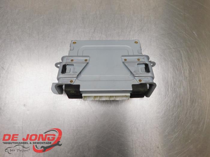 Computer Body Control van een Mitsubishi Pajero Hardtop (V6/7) 3.2 DI-D 16V Autom. 2009