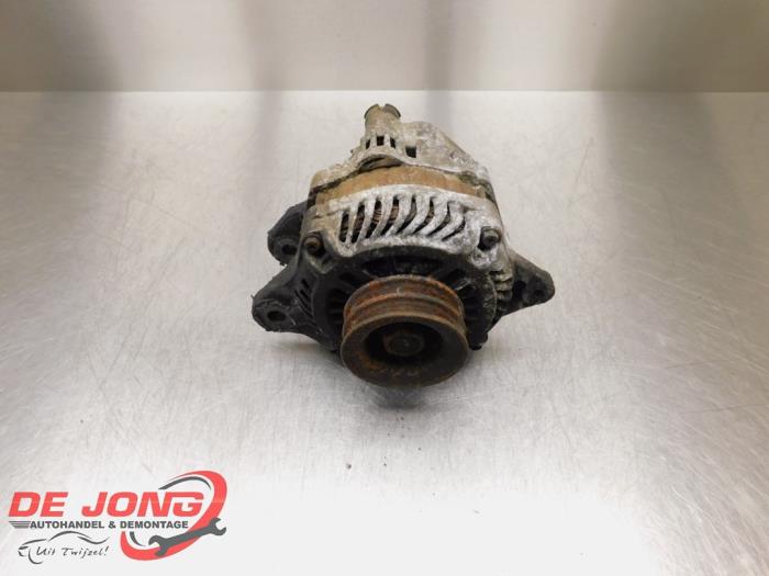 Gebruikte Dynamo Mitsubishi Pajero Hardtop (V6/7) 3.2 DI-D 16V Autom. Prijs € 73,99 Margeregeling aangeboden door Autodemontagebedrijf de Jong