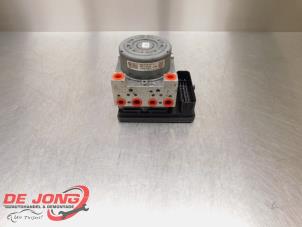 Gebruikte ABS Pomp Volkswagen Golf VII (AUA) 1.6 TDI 16V Prijs € 49,90 Margeregeling aangeboden door Autodemontagebedrijf de Jong