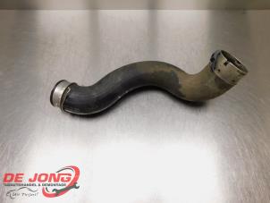 Gebruikte Intercooler Slang Mercedes E (C207) E-350 CDI BlueEfficiency 3.0 V6 24V Prijs € 19,90 Margeregeling aangeboden door Autodemontagebedrijf de Jong