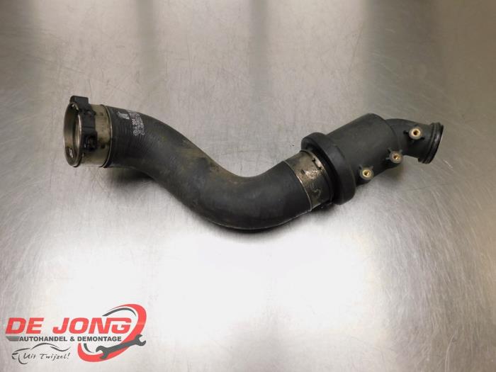 Gebruikte Intercooler Slang Mercedes C (W204) 2.2 C-200 CDI 16V BlueEFFICIENCY Prijs € 29,00 Margeregeling aangeboden door Autodemontagebedrijf de Jong
