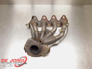 Gebruikte Uitlaatspruitstuk Renault Clio III (BR/CR) 1.6 16V Prijs € 34,99 Margeregeling aangeboden door Autodemontagebedrijf de Jong