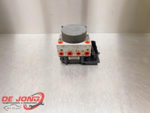 Gebruikte ABS Pomp Renault Clio III (BR/CR) 1.6 16V Prijs € 17,99 Margeregeling aangeboden door Autodemontagebedrijf de Jong