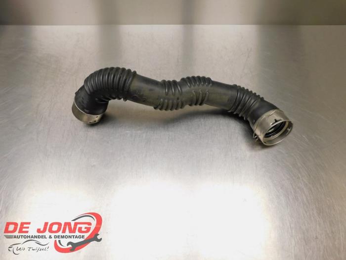 Gebruikte Intercooler Buis Mercedes GLA (156.9) 2.2 220 d 16V 4-Matic Prijs € 14,99 Margeregeling aangeboden door Autodemontagebedrijf de Jong