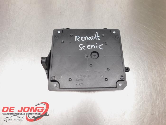 Gebruikte Computer Body Control Renault Scénic III (JZ) 1.4 16V TCe 130 Prijs € 44,99 Margeregeling aangeboden door Autodemontagebedrijf de Jong