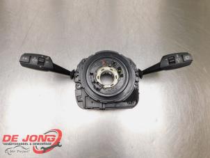 Gebruikte Licht + Raw Schakelaar BMW 1 serie (E87/87N) 116i 1.6 16V Prijs € 29,99 Margeregeling aangeboden door Autodemontagebedrijf de Jong