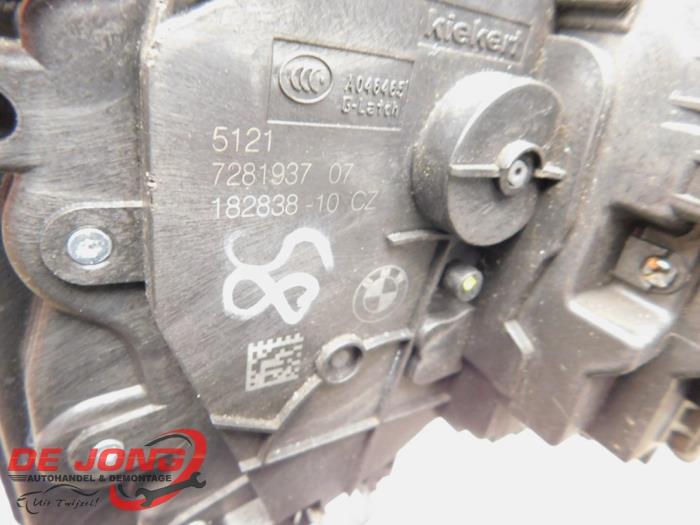 Deurslot Mechaniek 4Deurs links-voor van een BMW 2 serie Gran Tourer (F46) 218i 1.5 TwinPower Turbo 12V 2016