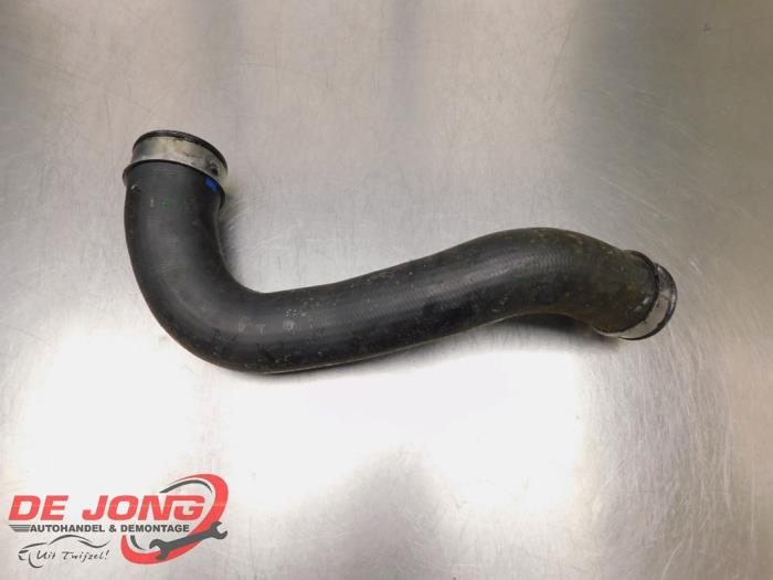 Gebruikte Intercooler Slang Volkswagen Touareg (7LA/7L6) 2.5 TDI R5 Prijs € 48,99 Margeregeling aangeboden door Autodemontagebedrijf de Jong