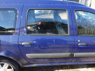Gebruikte Deur 4Deurs rechts-achter Dacia Logan MCV (KS) 1.4 Prijs € 99,00 Margeregeling aangeboden door Autodemontagebedrijf de Jong