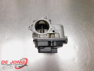 EGR Klep van een Audi A3 (8P1) 2.0 TDI 16V 2010
