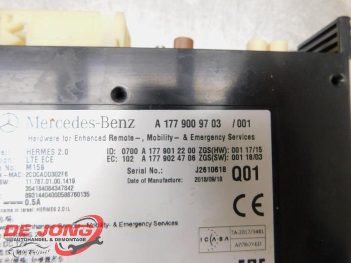 Alarm module van een Mercedes-Benz Sprinter 5t (907.6) 311 CDI 2.1 D RWD 2019