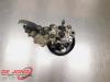 Stuurbekrachtiging Pomp van een Nissan Navara (D40) 3.0 dCi V6 24V DPF 4x4 2013