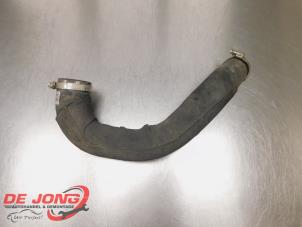 Gebruikte Intercooler Slang Audi A4 Avant (B8) 2.0 TDI 16V Prijs € 24,15 Margeregeling aangeboden door Autodemontagebedrijf de Jong
