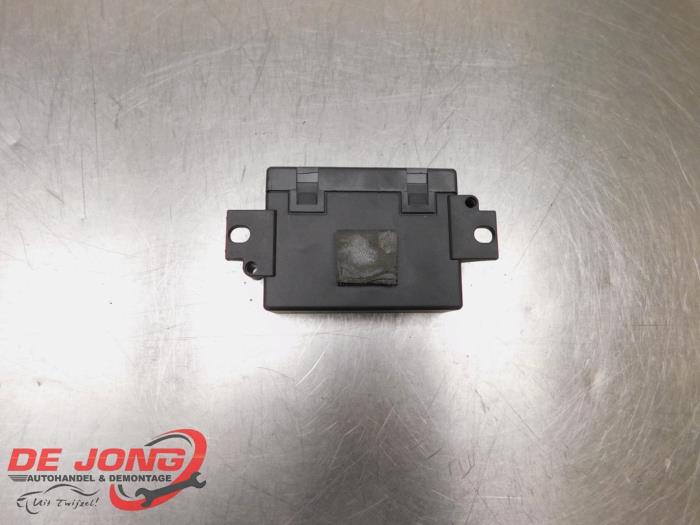Gebruikte Deur module Fiat Grande Punto (199) 1.4 Prijs € 15,00 Margeregeling aangeboden door Autodemontagebedrijf de Jong