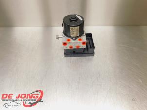 Gebruikte ABS Pomp Citroen C-Crosser 2.2 HDiF 16V Prijs € 74,99 Margeregeling aangeboden door Autodemontagebedrijf de Jong