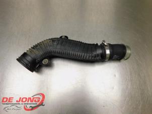 Gebruikte Intercooler Buis Audi A3 Sportback (8PA) 1.8 TFSI 16V Prijs € 18,90 Margeregeling aangeboden door Autodemontagebedrijf de Jong