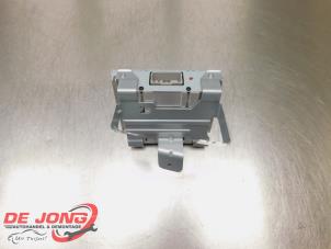 Gebruikte Module Navigatie Opel Mokka/Mokka X 1.4 Turbo 16V 4x2 Prijs € 89,99 Margeregeling aangeboden door Autodemontagebedrijf de Jong