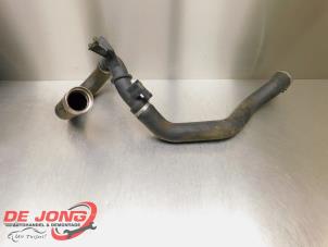 Gebruikte Intercooler Slang Opel Mokka/Mokka X 1.4 Turbo 16V 4x2 Prijs € 96,75 Margeregeling aangeboden door Autodemontagebedrijf de Jong