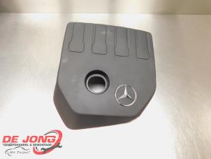 Gebruikte Afdekplaat motor Mercedes CLA (118.3) 1.3 CLA-200 Turbo 16V Prijs € 38,90 Margeregeling aangeboden door Autodemontagebedrijf de Jong
