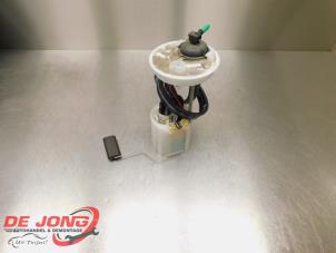 Gebruikte Tank element Pomp Ford EcoSport (JK8) 1.0 EcoBoost 12V 125 Prijs € 34,99 Margeregeling aangeboden door Autodemontagebedrijf de Jong