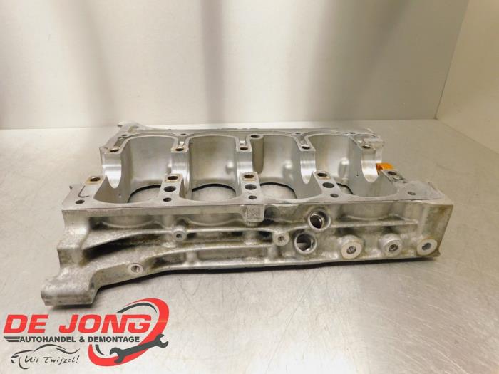 Gebruikte Carterpan Volvo V60 I (FW/GW) 2.0 D4 16V Prijs € 100,00 Margeregeling aangeboden door Autodemontagebedrijf de Jong