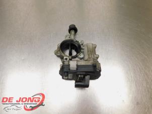 Gebruikte Gasklephuis Opel Combo Tour 1.6 CDTI 16V ecoFlex Prijs € 38,99 Margeregeling aangeboden door Autodemontagebedrijf de Jong