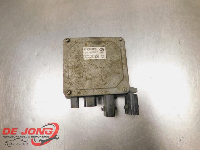 Gebruikte Stuurbekrachtiging Computer Renault Twingo III (AH) 1.0 SCe 70 12V Prijs € 149,99 Margeregeling aangeboden door Autodemontagebedrijf de Jong