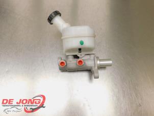 Gebruikte Hoofdremcilinder Ford Transit 2.2 TDCi 16V RWD Prijs € 36,54 Inclusief btw aangeboden door Autodemontagebedrijf de Jong