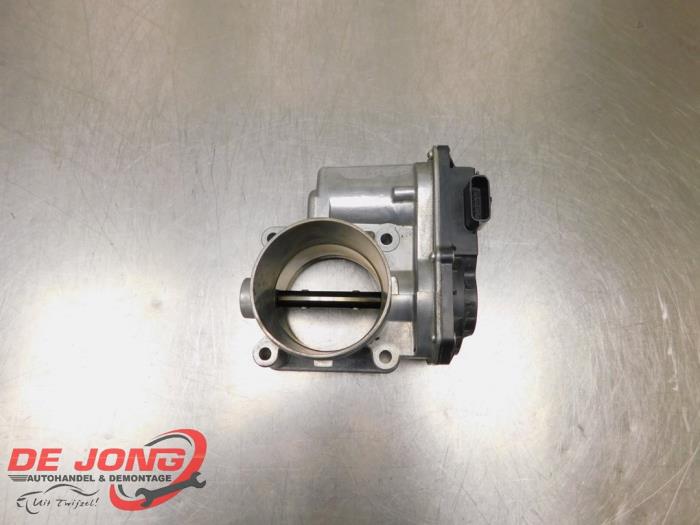 Gebruikte Gasklephuis Nissan Navara (D40) 3.0 dCi V6 24V DPF 4x4 Prijs € 75,00 Margeregeling aangeboden door Autodemontagebedrijf de Jong