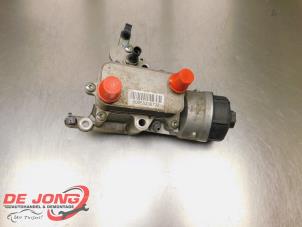 Gebruikte Oliefilterhuis Opel Combo Tour 1.6 CDTI 16V ecoFlex Prijs € 74,99 Margeregeling aangeboden door Autodemontagebedrijf de Jong