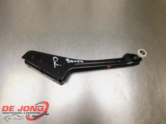 Schuifdeurrol rechts van een Ford Transit Connect (PJ2) 1.5 EcoBlue 2022