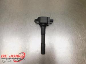 Gebruikte Pen Bobine Renault Clio IV (5R) 1.2 TCE 16V GT EDC Prijs € 6,95 Margeregeling aangeboden door Autodemontagebedrijf de Jong