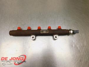 Gebruikte Injector brug Ford Transit 2.2 TDCi 16V RWD Prijs € 43,99 Margeregeling aangeboden door Autodemontagebedrijf de Jong