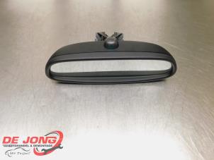 Gebruikte Spiegel binnen BMW 1 serie (F20) 118i 1.5 TwinPower 12V Prijs € 19,99 Margeregeling aangeboden door Autodemontagebedrijf de Jong