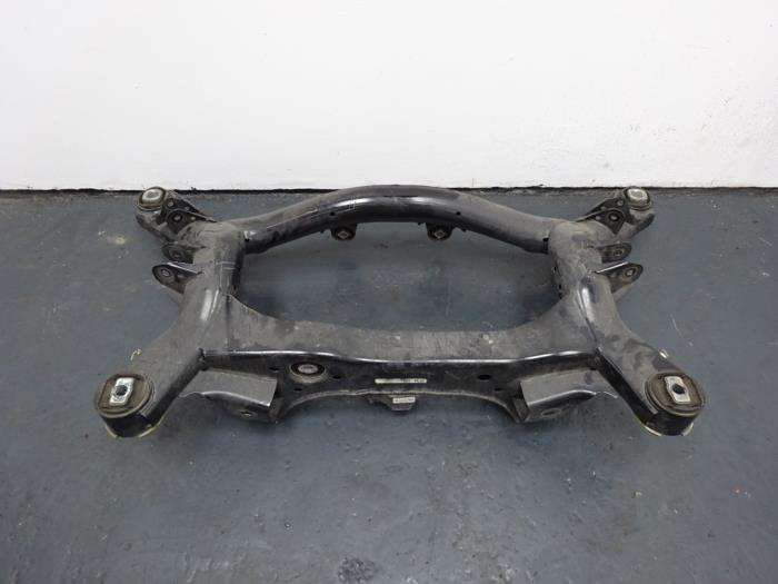 Gebruikte Subframe BMW 1 serie (F20) 118i 1.5 TwinPower 12V Prijs € 39,99 Margeregeling aangeboden door Autodemontagebedrijf de Jong